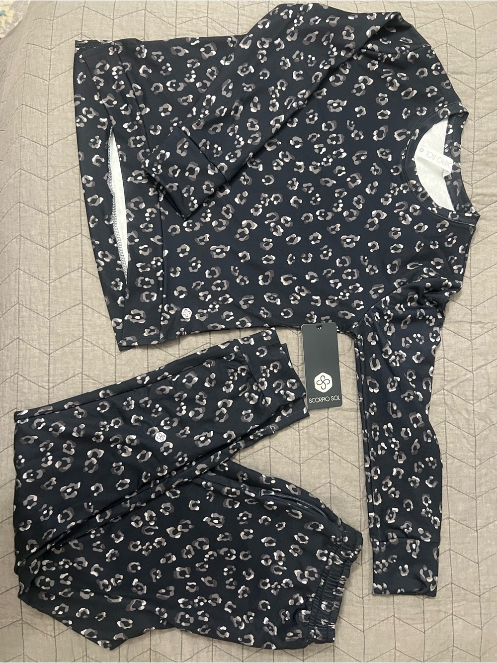 NWT Scorpio Sol Black and Taupe Leopard top and bottom set